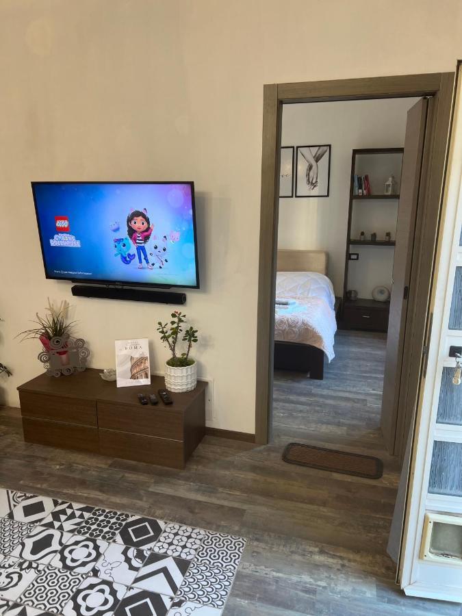 Casa Bravetta - Parking Private Apartment Rome Luaran gambar
