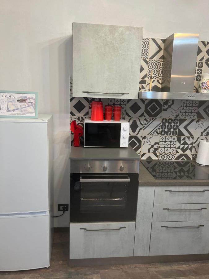 Casa Bravetta - Parking Private Apartment Rome Luaran gambar