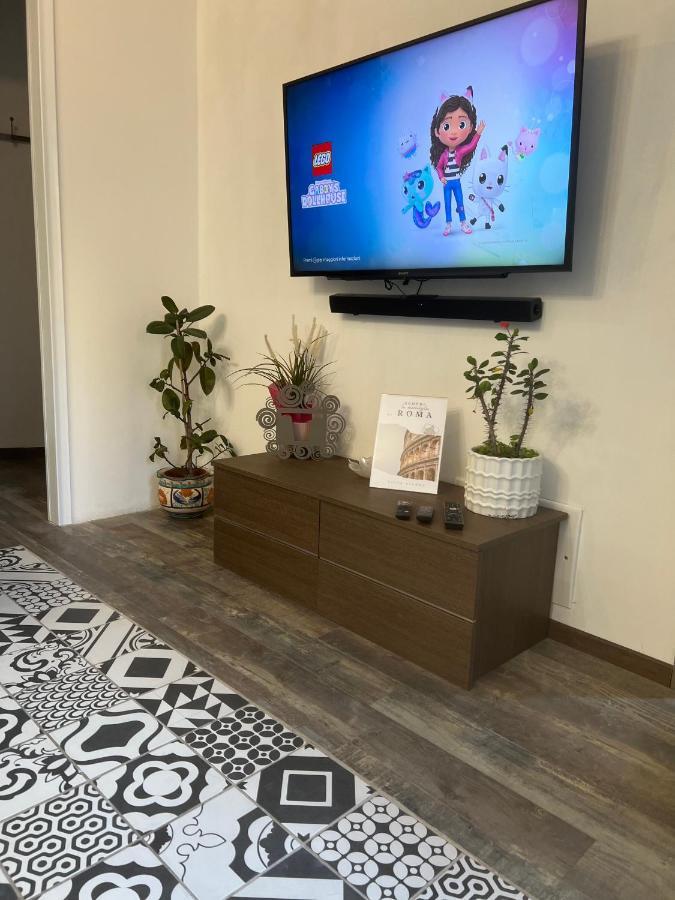 Casa Bravetta - Parking Private Apartment Rome Luaran gambar