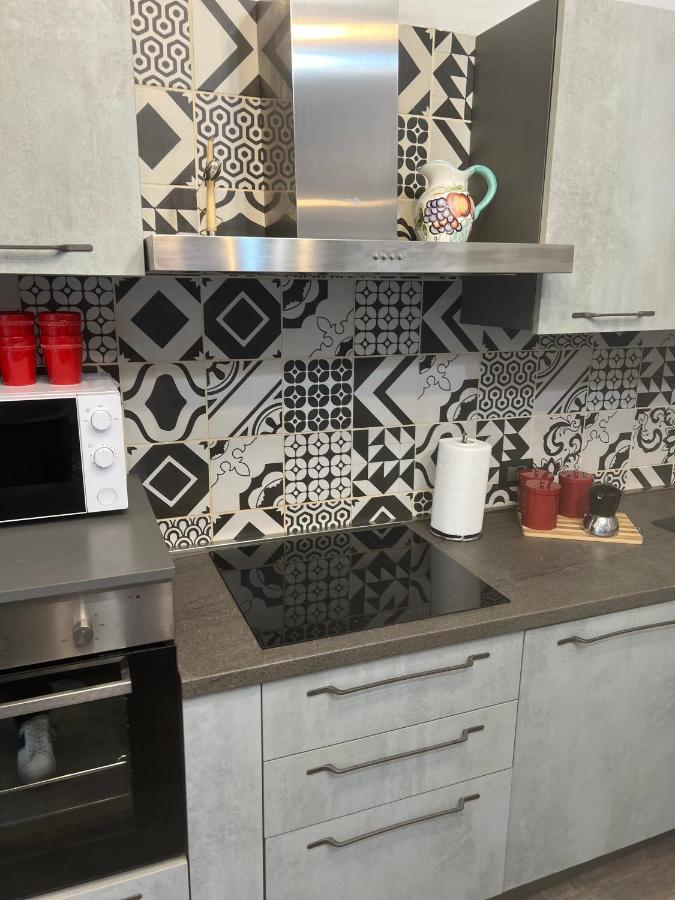 Casa Bravetta - Parking Private Apartment Rome Luaran gambar