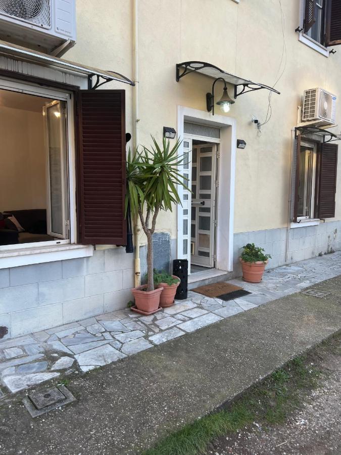 Casa Bravetta - Parking Private Apartment Rome Luaran gambar