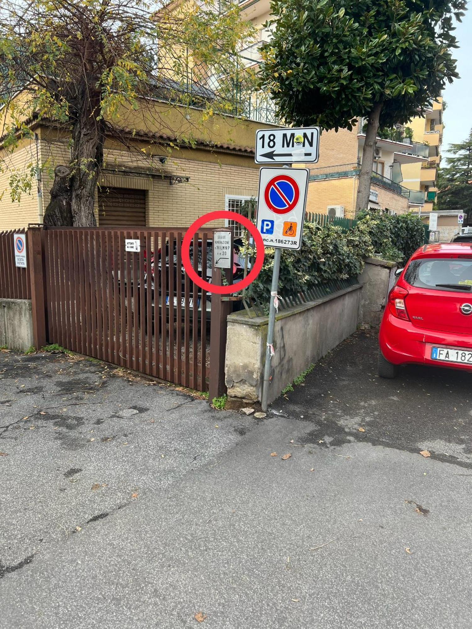 Casa Bravetta - Parking Private Apartment Rome Luaran gambar